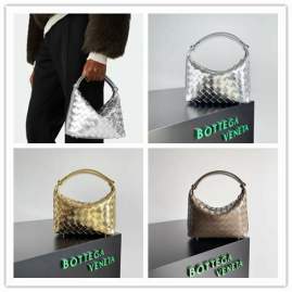Picture of Bottega Veneta Handbags _SKUfw186453405fw